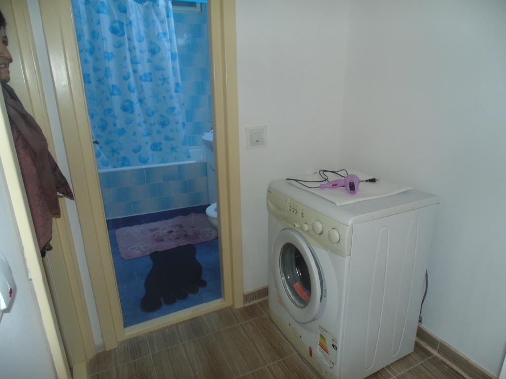 Lary Apartament Apartment Suceava Room photo